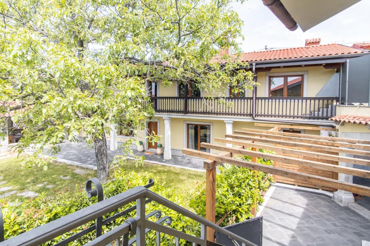 Villa Hermes Art Дутовлє Екстер'єр фото