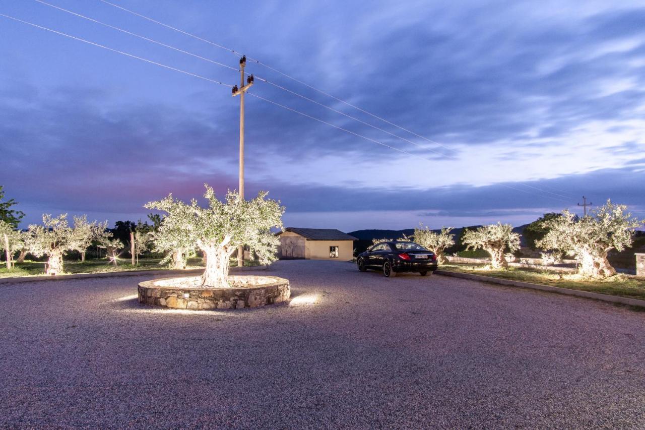 Villa Hermes Art Дутовлє Екстер'єр фото