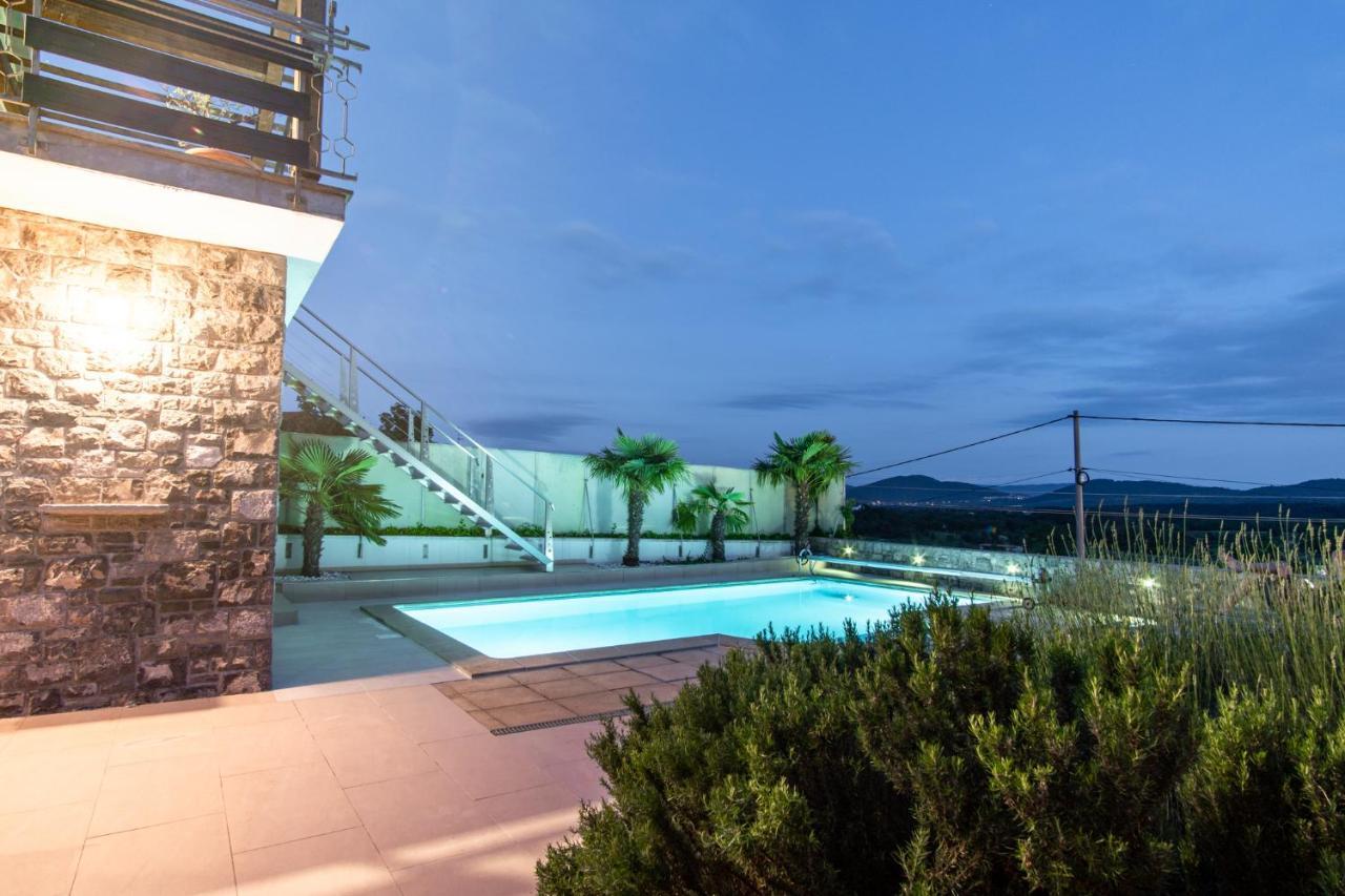 Villa Hermes Art Дутовлє Екстер'єр фото